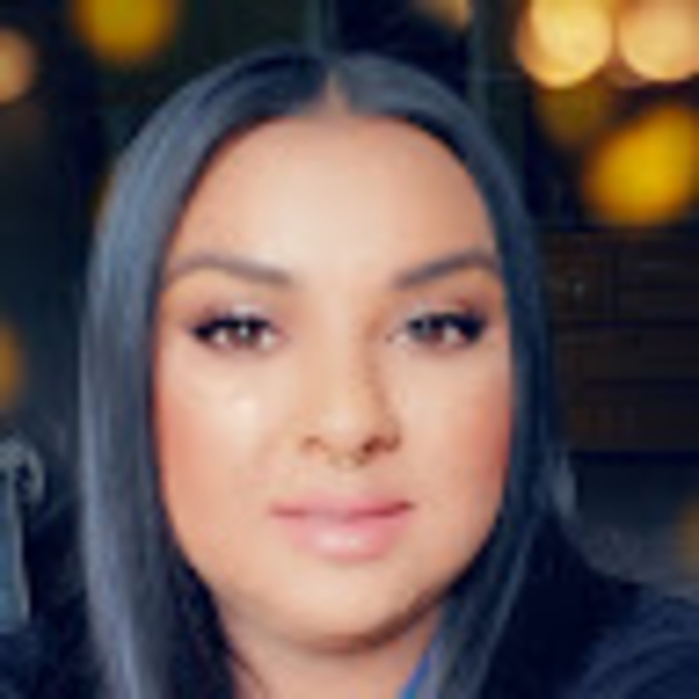 Meet your Posher, Christie